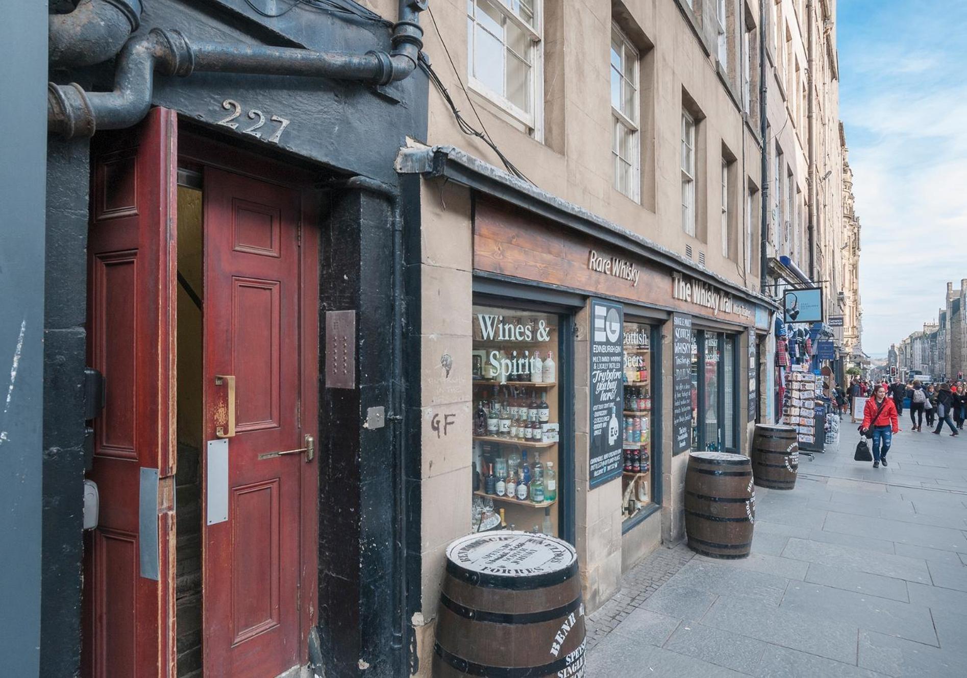 High Street Apartment Edinburgh Bagian luar foto